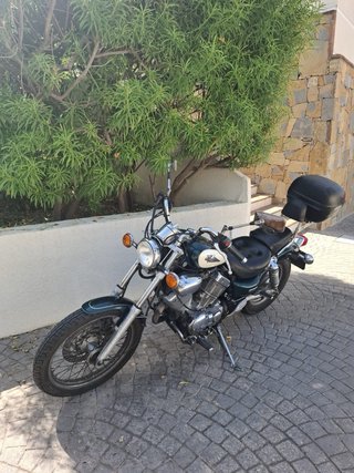 Moto Yamaha Virago 435 bicolor