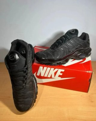 Talla 36 y 37y 39y 40 y 41 y 42 y 43 y 44y45