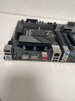 Placa Base Gigabyte