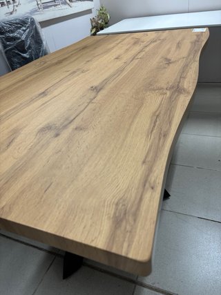 Mesa comedor madera y patas hierro negro
