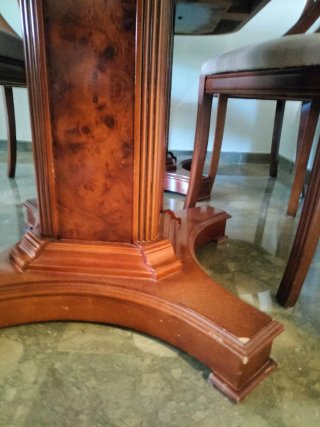Mesa comedor extensible y 4 sillas madera