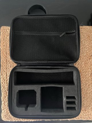 GoPro HERO9 Black + 2 baterías + accesorios