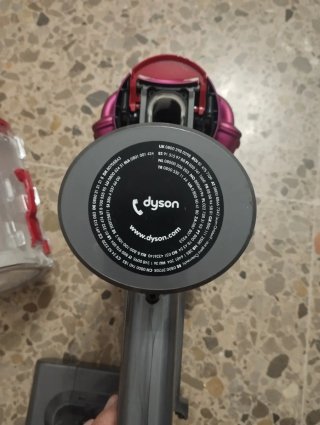 Aspirapolvere Dyson V7 con cavo
