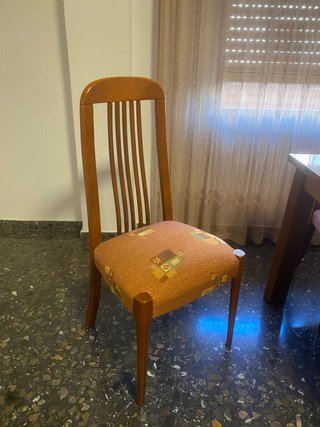 Silla de comedor madera y tela