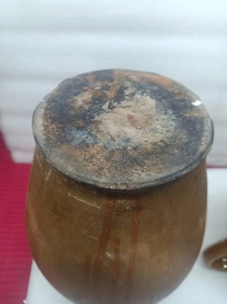 dos Orzas antiguas de barro con asas