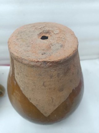 dos Orzas antiguas de barro con asas