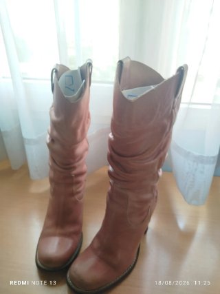 Botas de piel Destroy rosas para mujer