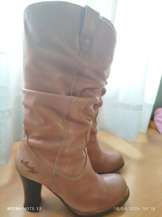 Botas de piel Destroy rosas para mujer