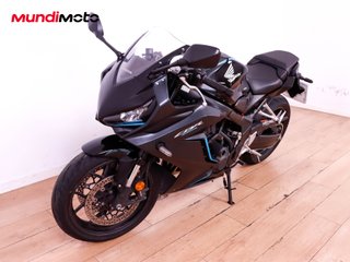 HONDA CBR 650 R