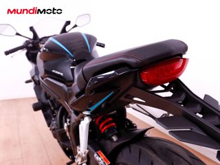 HONDA CBR 650 R
