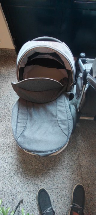 Cochecito bebé Le Bébé gris