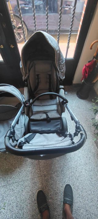 Cochecito bebé Le Bébé gris