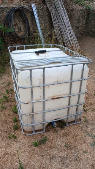 Depósito agua 1000L IBC