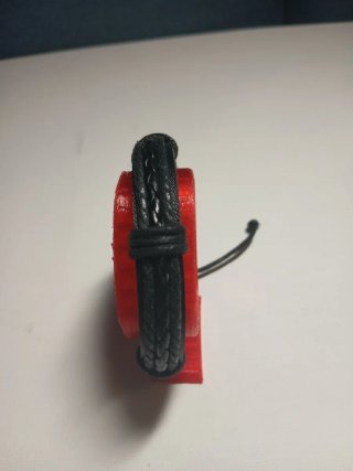 Pulsera EMBAYDA Cuero Ajustable Negra