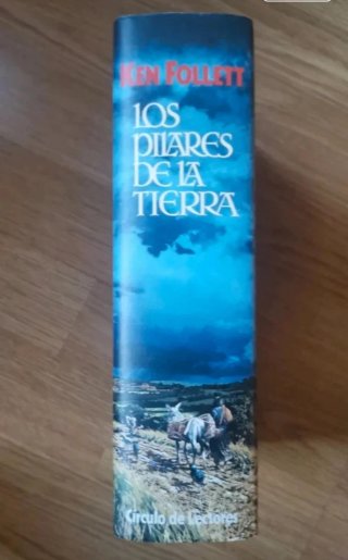 Libro. Los pilares de la tierra. Ken Follett