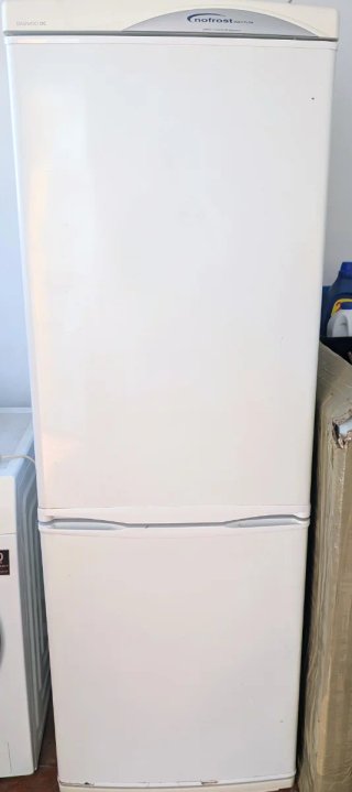 Nevera Daewoo No Frost 289L funcionando