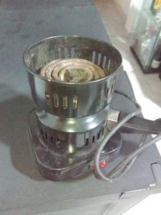 Calentador de carbón eléctrico
