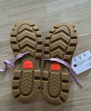 Zapatos Sorel Mujer Rosa y Beige Nuevos