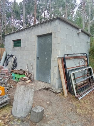 Terreno Finca San Román de Vilaestrofe alpendre