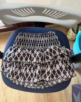 Falda corta volantes estampada