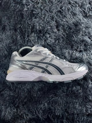 ASICS Kayano 14 Plata/Blanco