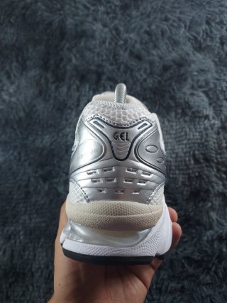 ASICS Kayano 14 Plata/Blanco