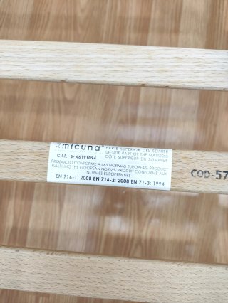 Cuna de madera