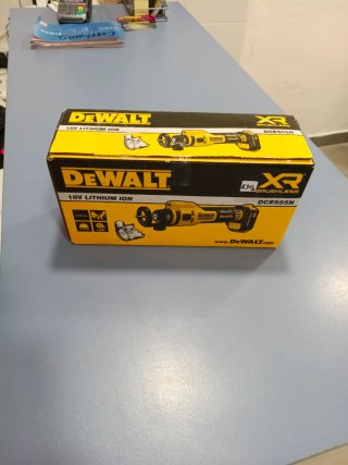 DEWALT Sierra de corte Pladur 18V DCE555N