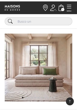 Sofá-cama beige y madera