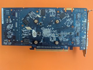 Tarjeta Gráfica ASUS 9600GT 1GB DDR3