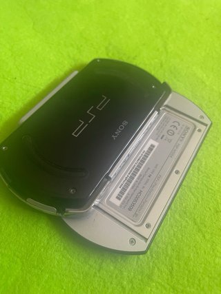 Sony PSP Go Negra