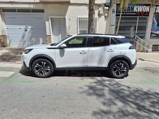Peugeot 2008 2021Puretech Allure pack sts8velocida