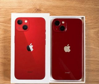 iPhone 13 Rojo Recien cambiada la bateria en Apple