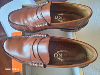 Zapatos de piel marrones