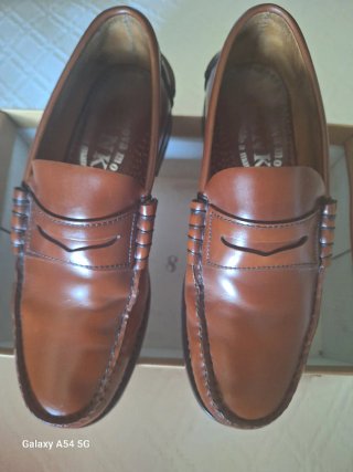 Zapatos de piel marrones