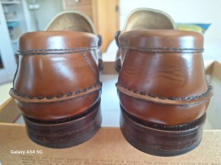 Zapatos de piel marrones
