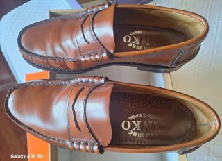 Zapatos de piel marrones