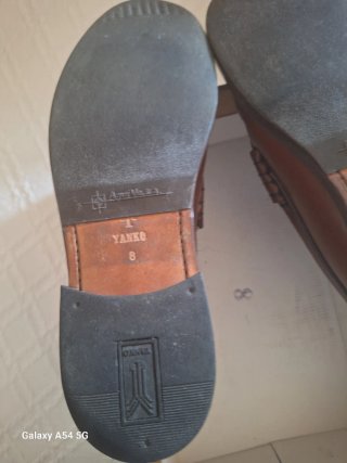 Zapatos de piel marrones