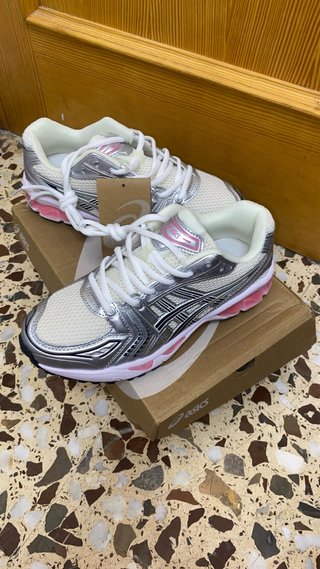 Asics Gel Kayano Plata/Blanco
