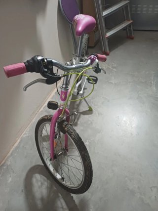Bicicleta infantil niña rosa y blanca