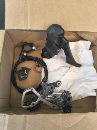 Kit Shimano GRX 11v: Maneta, Desviador y Cassette