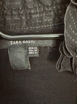 Blusa Zara Negra