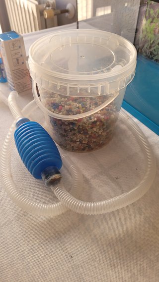 Pecera 12L con filtro y accesorios