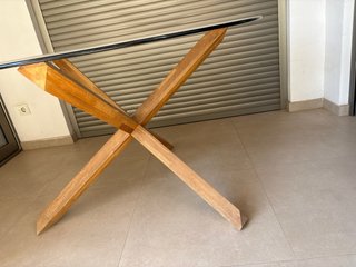Mesa redonda cristal y madera