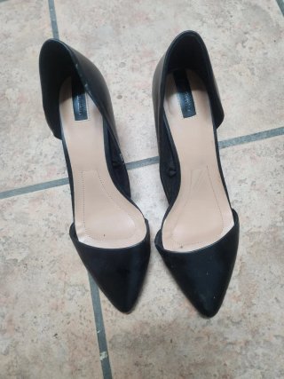 Zapatos de señora Corina negros y stradivarios