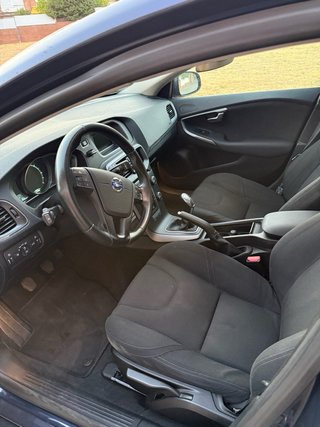 Volvo V40 2014