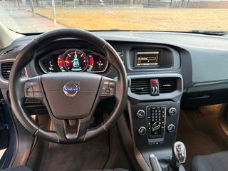Volvo V40 2014