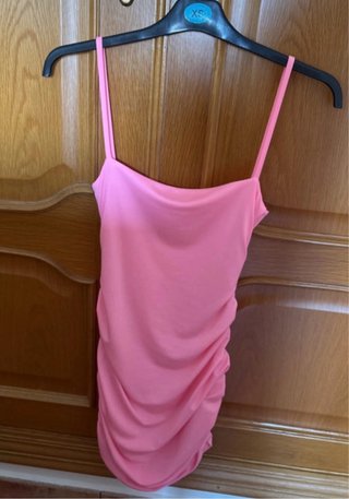Vestido rosa fruncido tirantes M