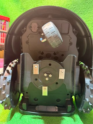 Robot Cortacésped LawnMaster OcuMow 16