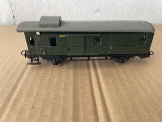 Vagón de mercancías Märklin verde